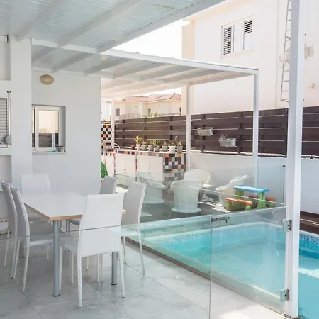 Citrus Luxury Villa